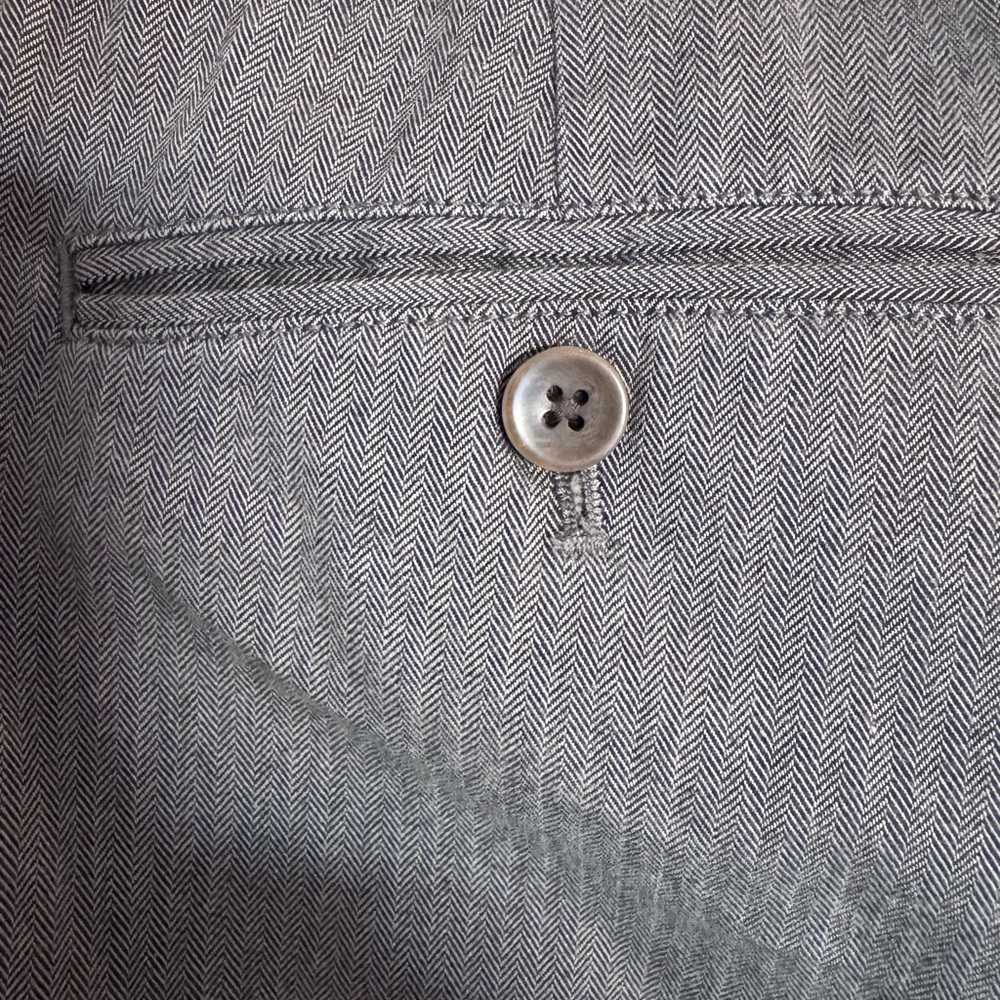 Banana Republic Herringbone Pants - Picture 4 of 4